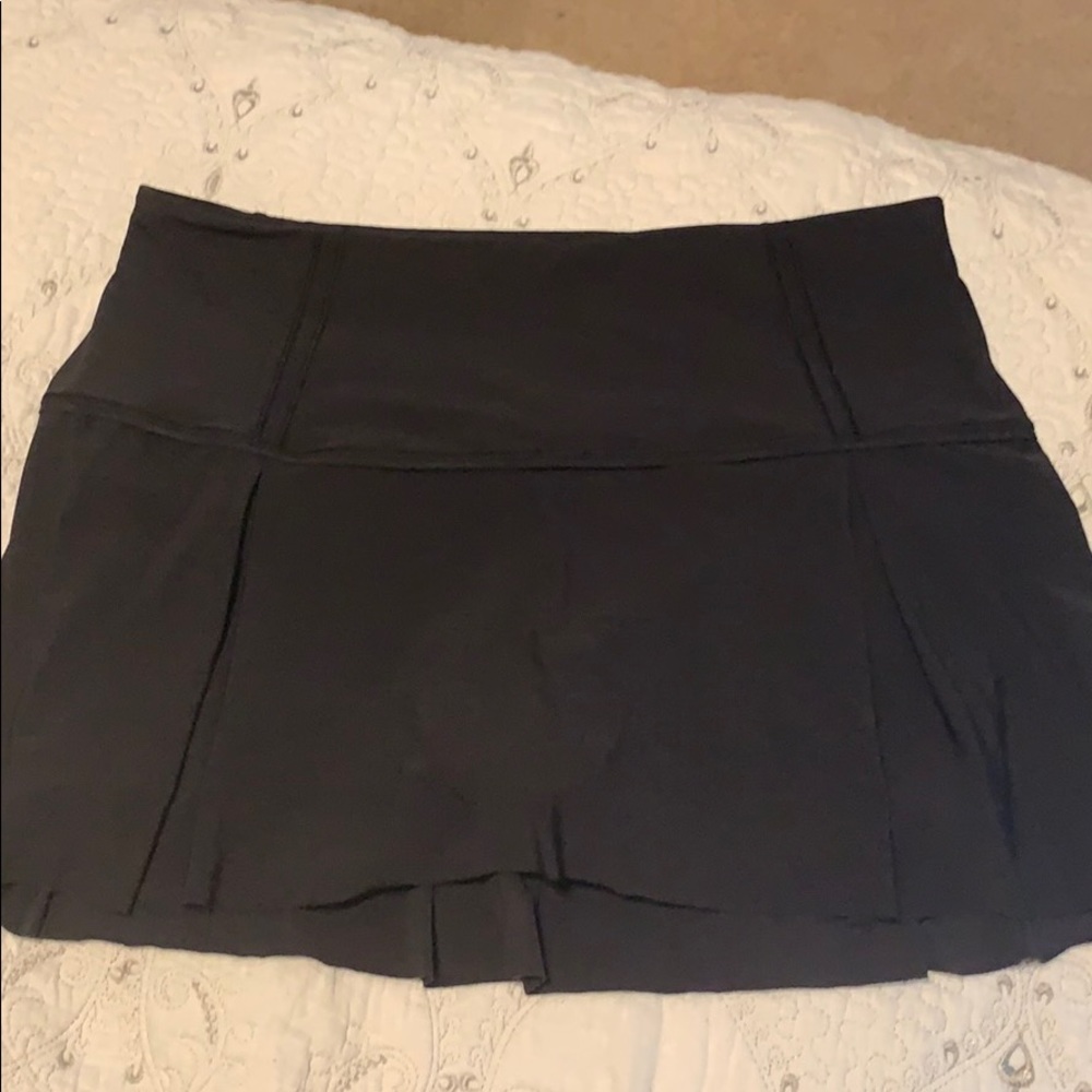 Lulu tennis skirt